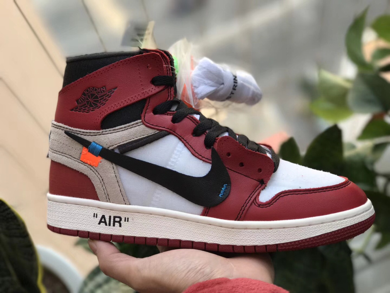 OFF-WHITE x Air Jordan 1 